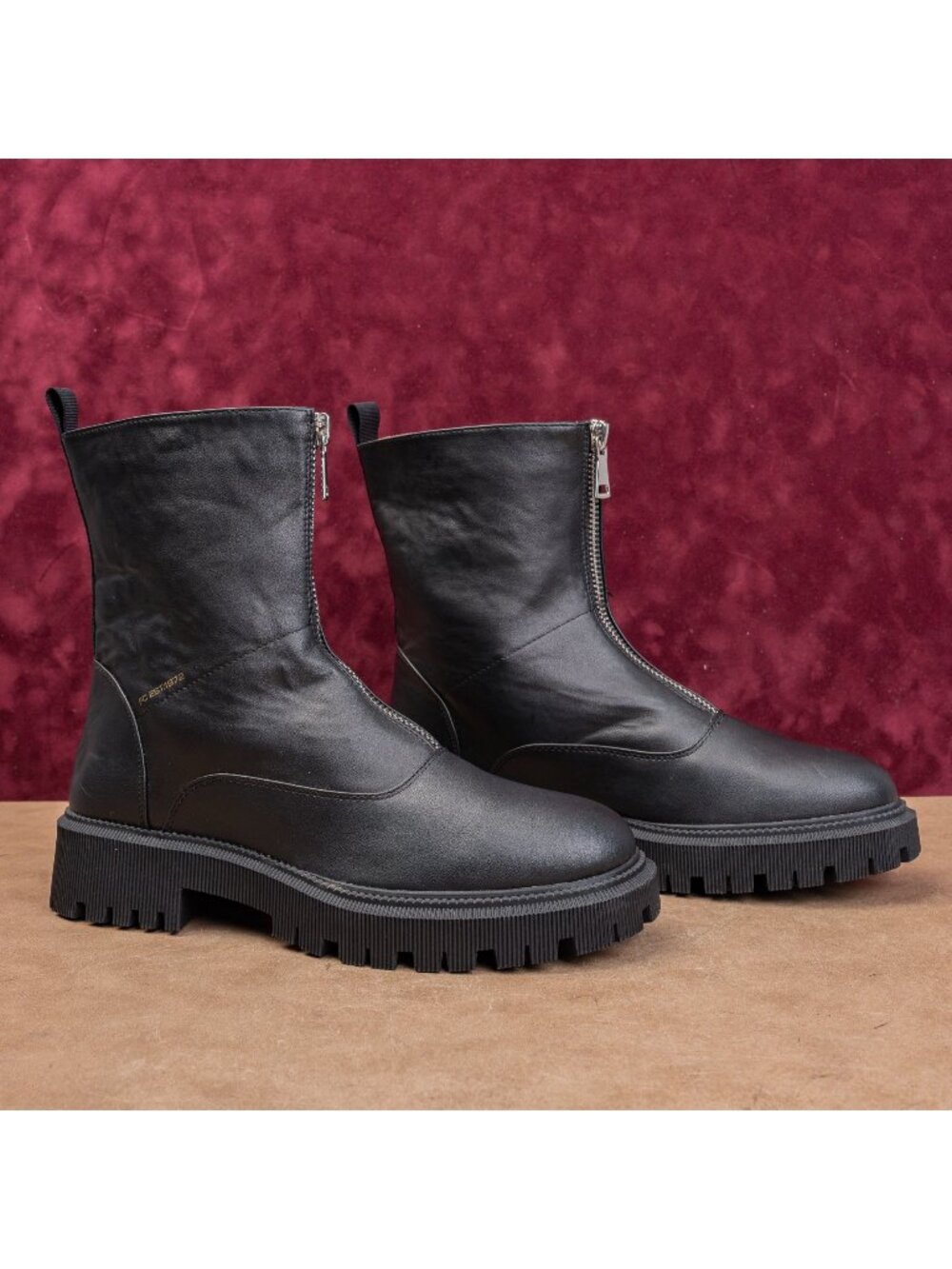 French Connection Wmn Black Vegan Leather Festival Front Zip Combat Boots sz 11